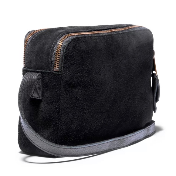TIMBERLAND WOMEN'S MILLBURY SUEDE CROSSBODY - Picture 3 of 4